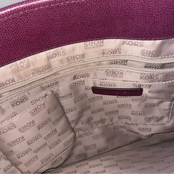 Used Michael Kors laptop bag in Maroon - Picture 7 of 9